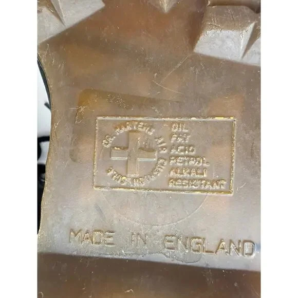 Dr. Martens Black Leather 8 Eye Boots Men’s Size 12 Broken In Grunge Streetwear - Picture 11 of 11